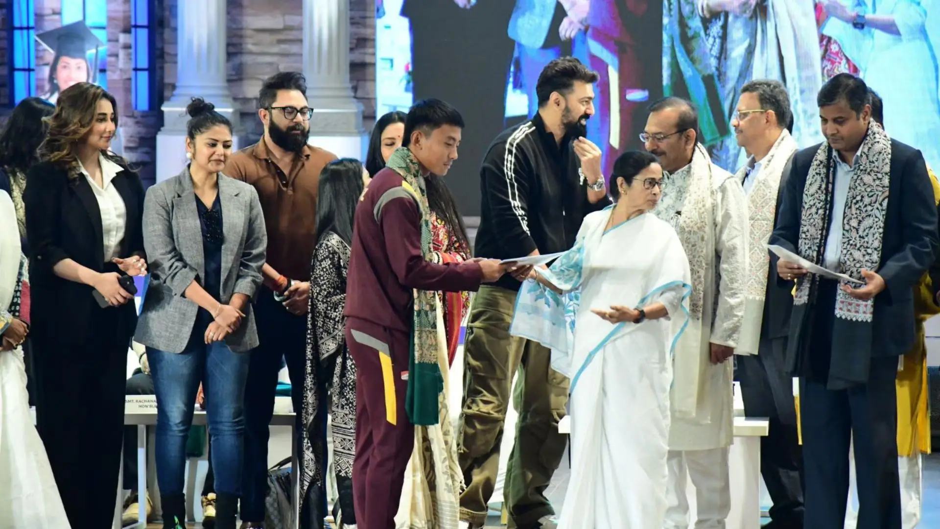 <a href='https://bengalbeat.today/santosh-trophy-cm-awards-jobs-to-bengal-champions/'>Santosh Trophy: Chief Minister Awards Jobs to Bengal Champions, Honoring Football Glory</a>