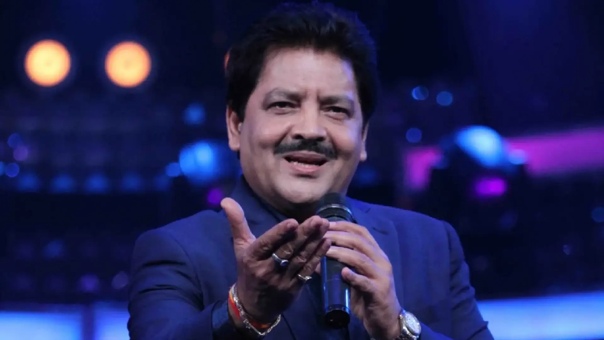 <a href='https://bengalbeat.today/udit-narayans-concert-controversy-viral-video-sparks-debate-online/'>Udit Narayan’s Concert Controversy: Viral Video Sparks Debate Online</a>